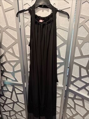 SJS Black Ruched Waist Maxi Dress